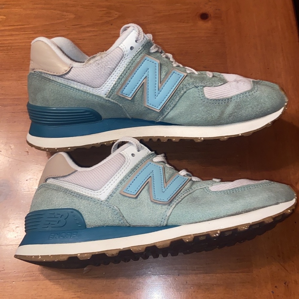 New Balance 574 Shoes Womens Size 8 Storm Blue WL574SG2 Suede Sneakers Casual